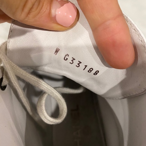 Chanel chain pearl combat boot - Picture 6 of 7